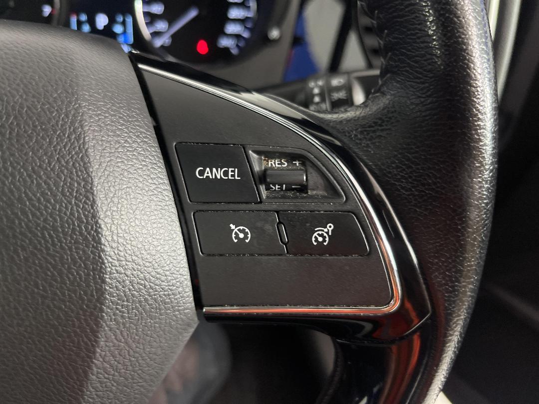 Photo '26' of Mitsubishi Outlander