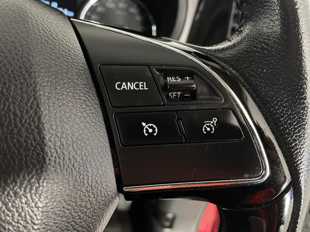 Photo '25' of Mitsubishi Outlander