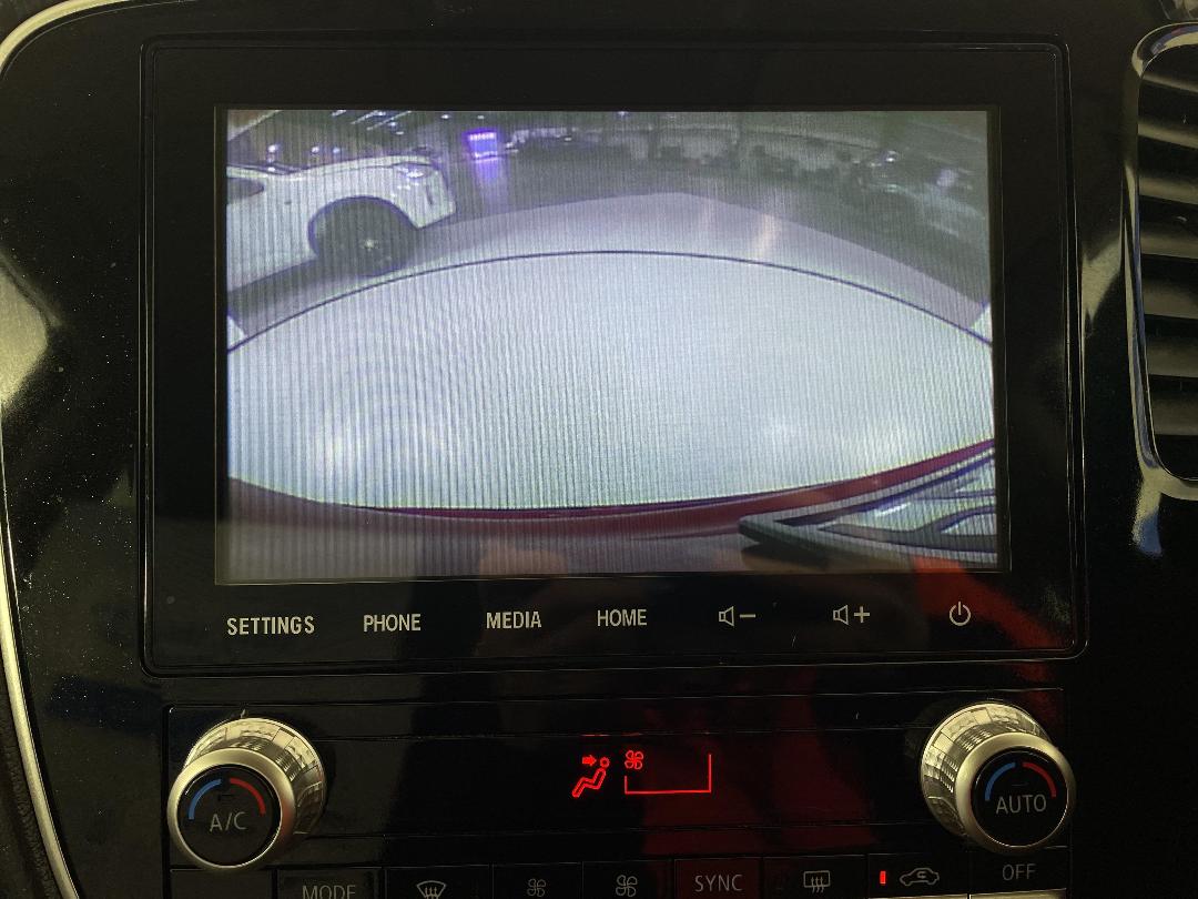 Photo '29' of Mitsubishi Outlander