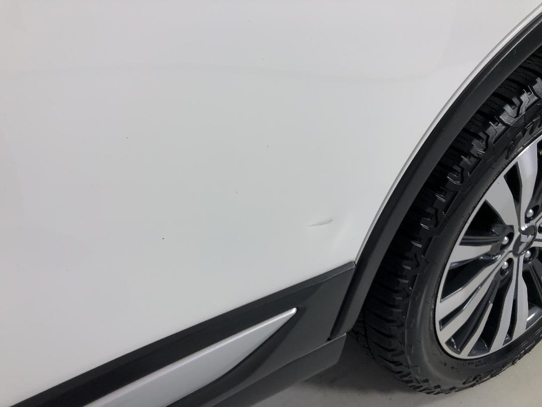 Photo '28' of Mitsubishi Outlander