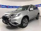 Thumbnail '4' of Mitsubishi Outlander