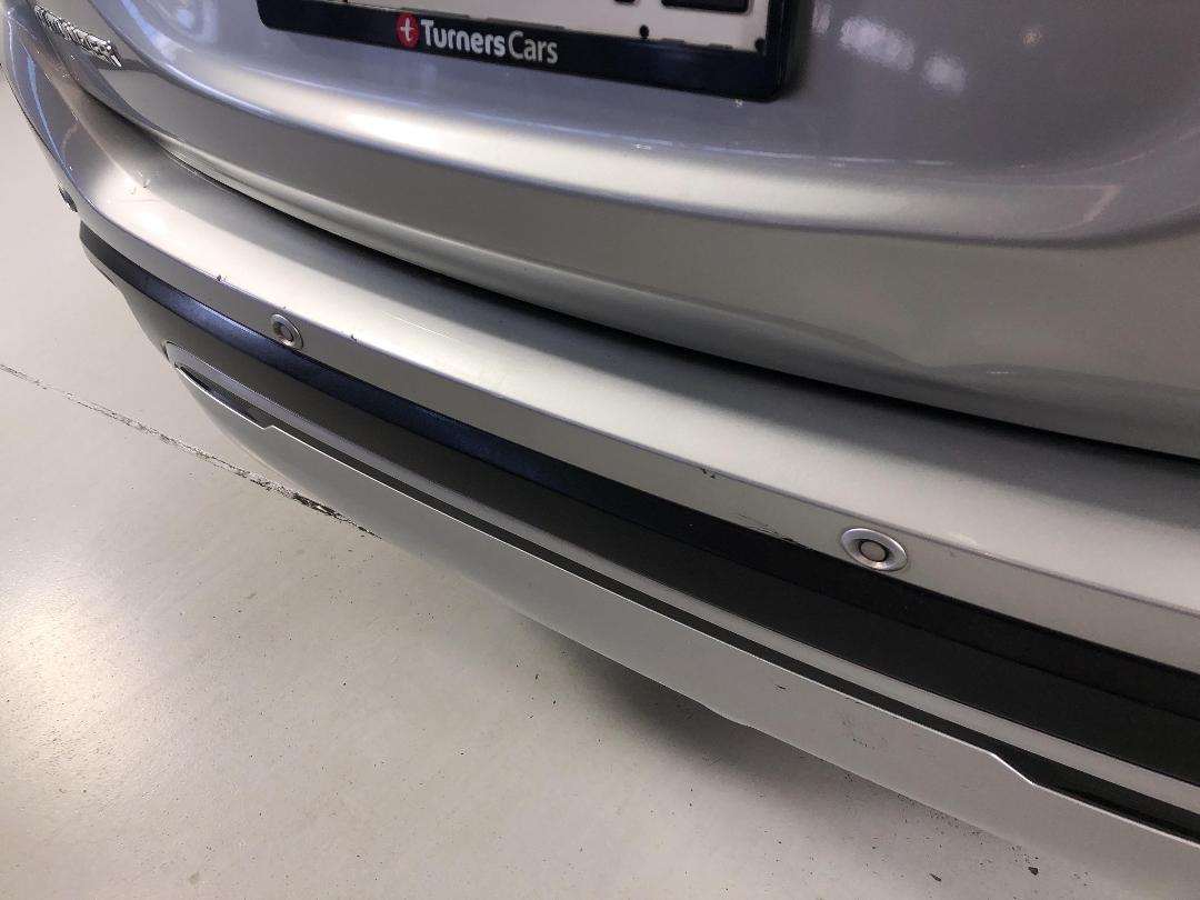 Photo '27' of Mitsubishi Outlander