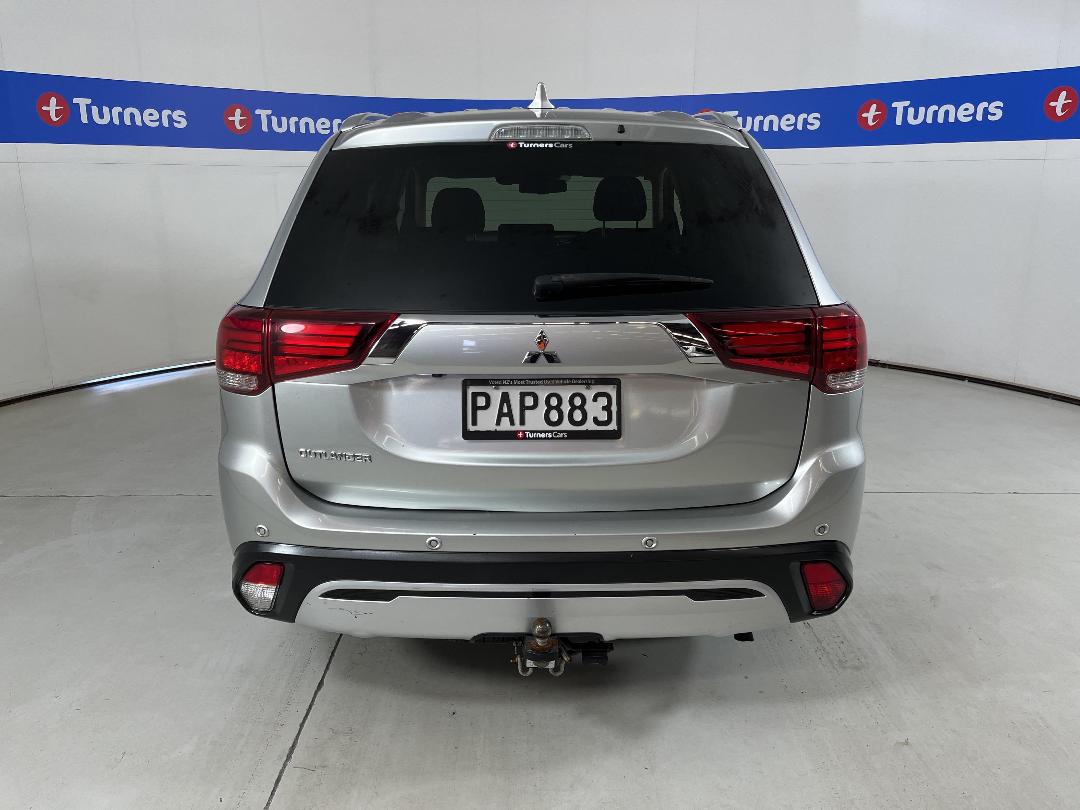 Photo '6' of Mitsubishi Outlander Photo '6' of Mitsubishi Outlander