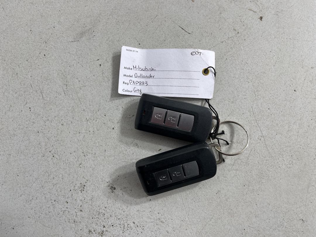 Photo '22' of Mitsubishi Outlander Photo '22' of Mitsubishi Outlander