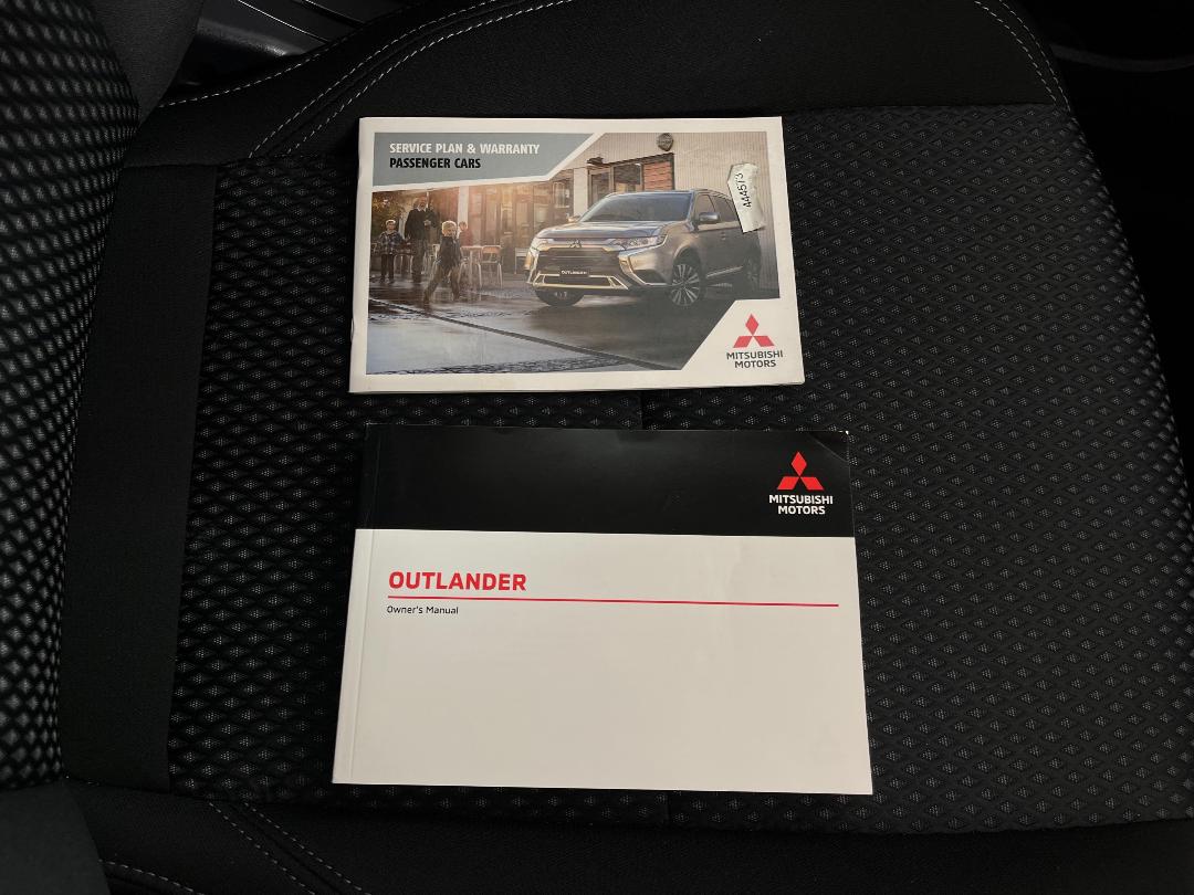 Photo '29' of Mitsubishi Outlander Photo '29' of Mitsubishi Outlander