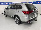 Thumbnail '5' of Mitsubishi Outlander