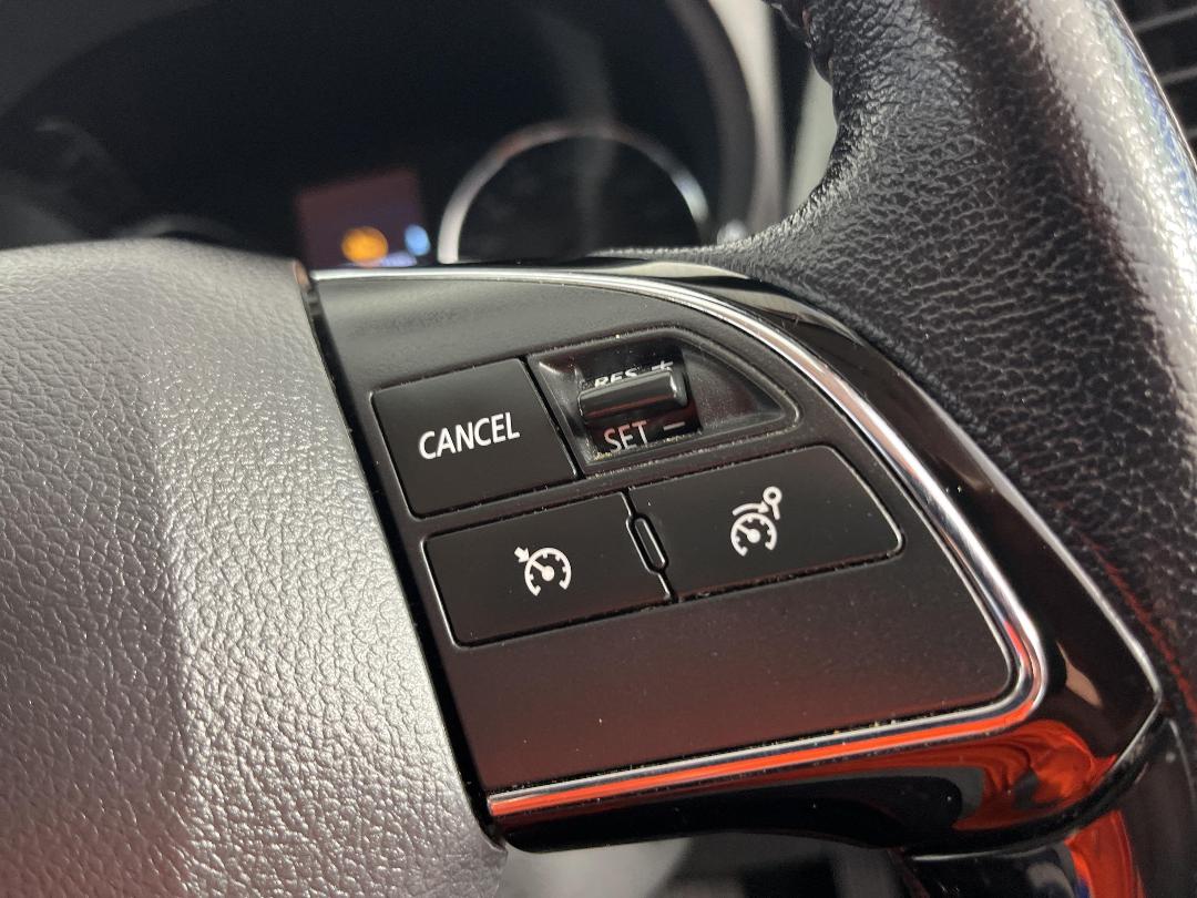 Photo '26' of Mitsubishi Outlander