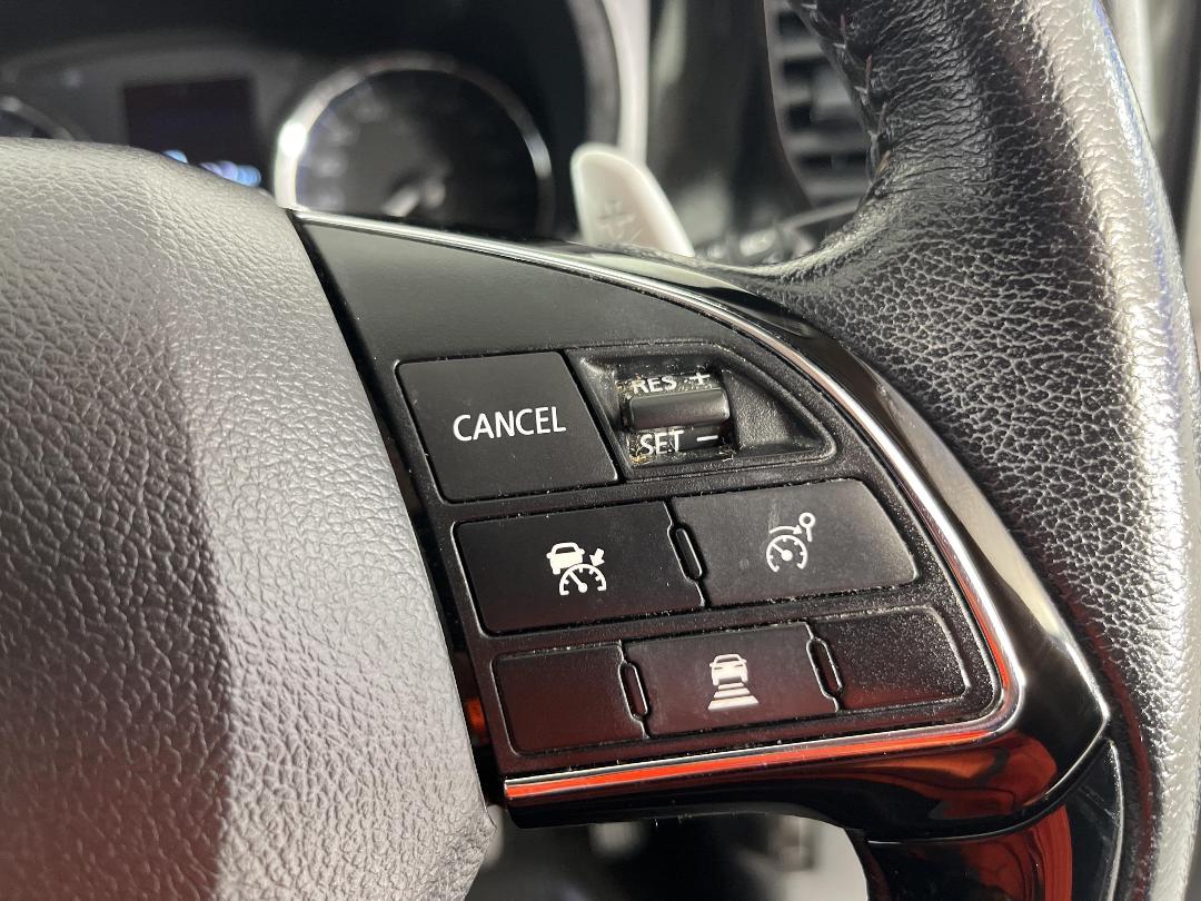 Photo '26' of Mitsubishi Outlander