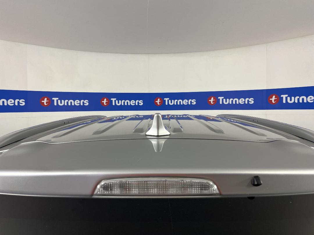 Photo '31' of Mitsubishi Outlander