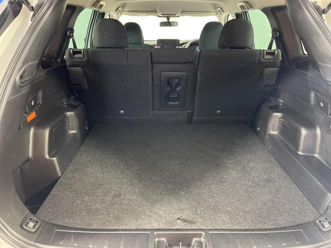 Photo '14' of Mitsubishi Outlander