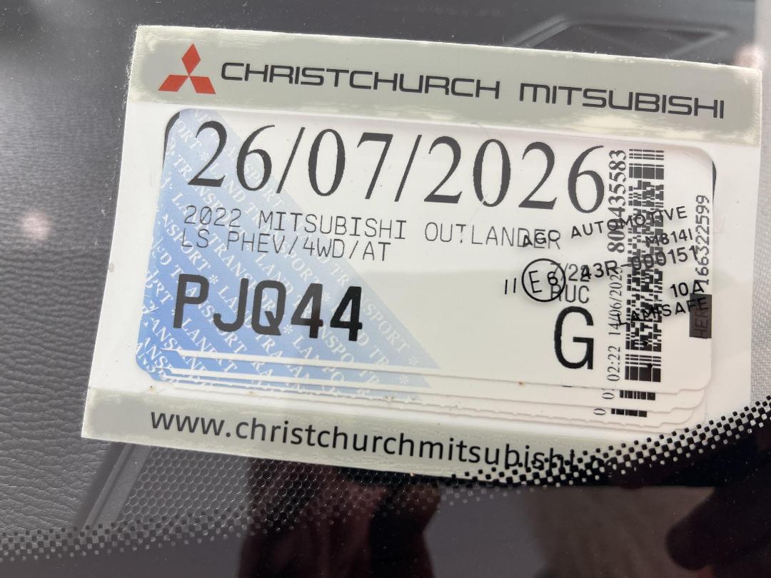 Photo '23' of Mitsubishi Outlander