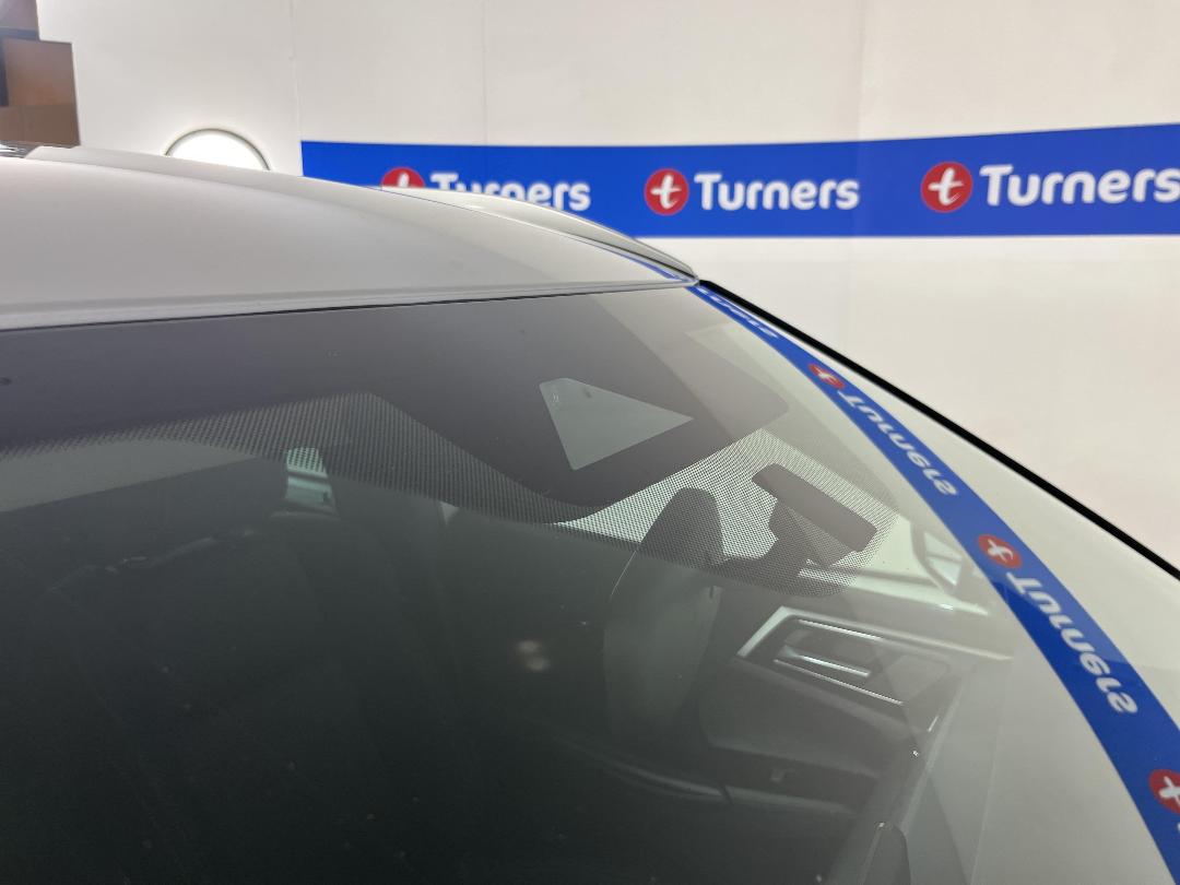 Photo '29' of Mitsubishi Outlander Photo '29' of Mitsubishi Outlander