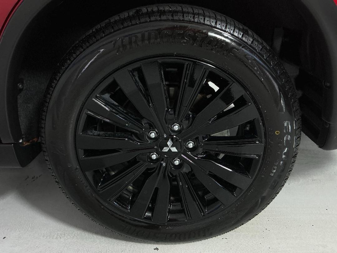 Photo '11' of Mitsubishi Outlander Photo '11' of Mitsubishi Outlander