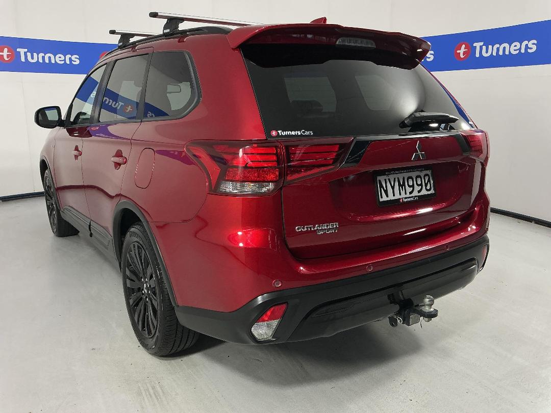 Photo '5' of Mitsubishi Outlander Photo '5' of Mitsubishi Outlander