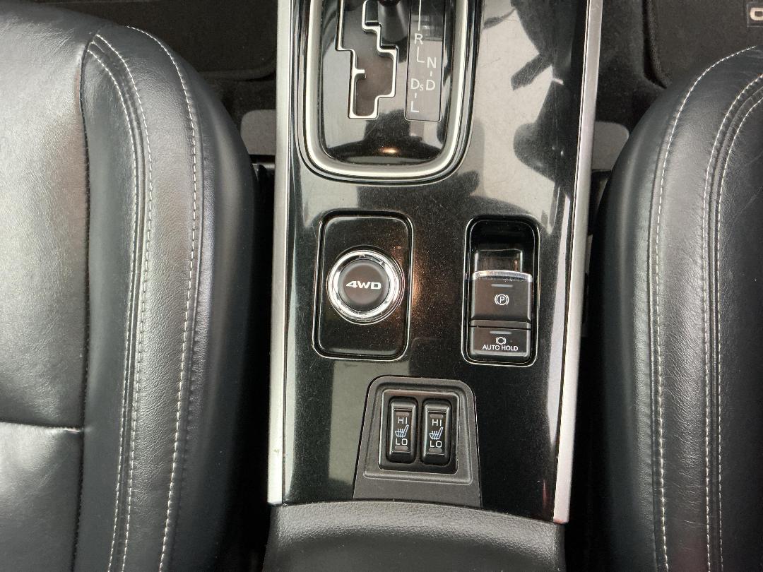 Photo '23' of Mitsubishi Outlander Photo '23' of Mitsubishi Outlander