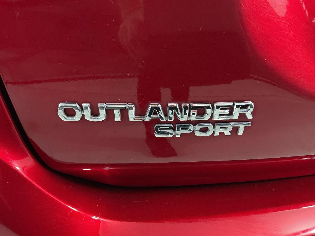 Photo '31' of Mitsubishi Outlander Photo '31' of Mitsubishi Outlander