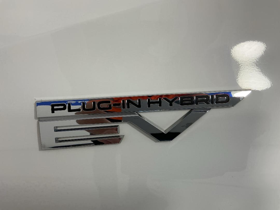 Photo '30' of Mitsubishi Outlander