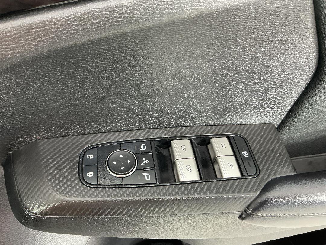 Photo '27' of Mitsubishi Outlander