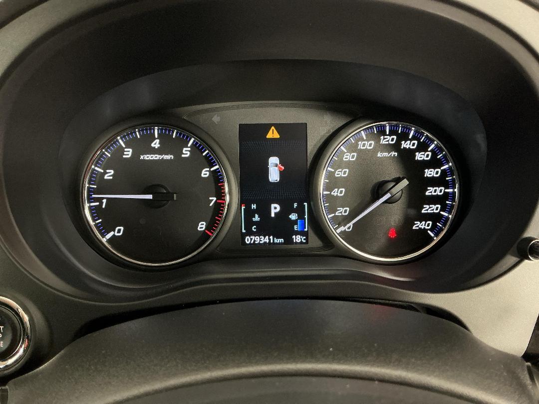 Photo '21' of Mitsubishi Outlander