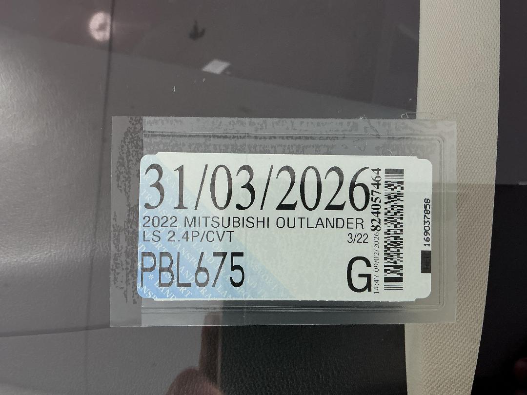 Photo '27' of Mitsubishi Outlander