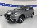 Thumbnail '4' of Mitsubishi Outlander