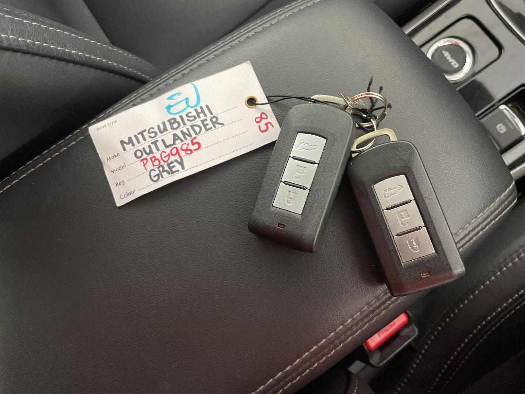 Photo '22' of Mitsubishi Outlander Photo '22' of Mitsubishi Outlander