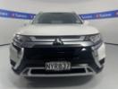 Thumbnail '2' of Mitsubishi Outlander