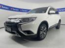 Thumbnail '4' of Mitsubishi Outlander