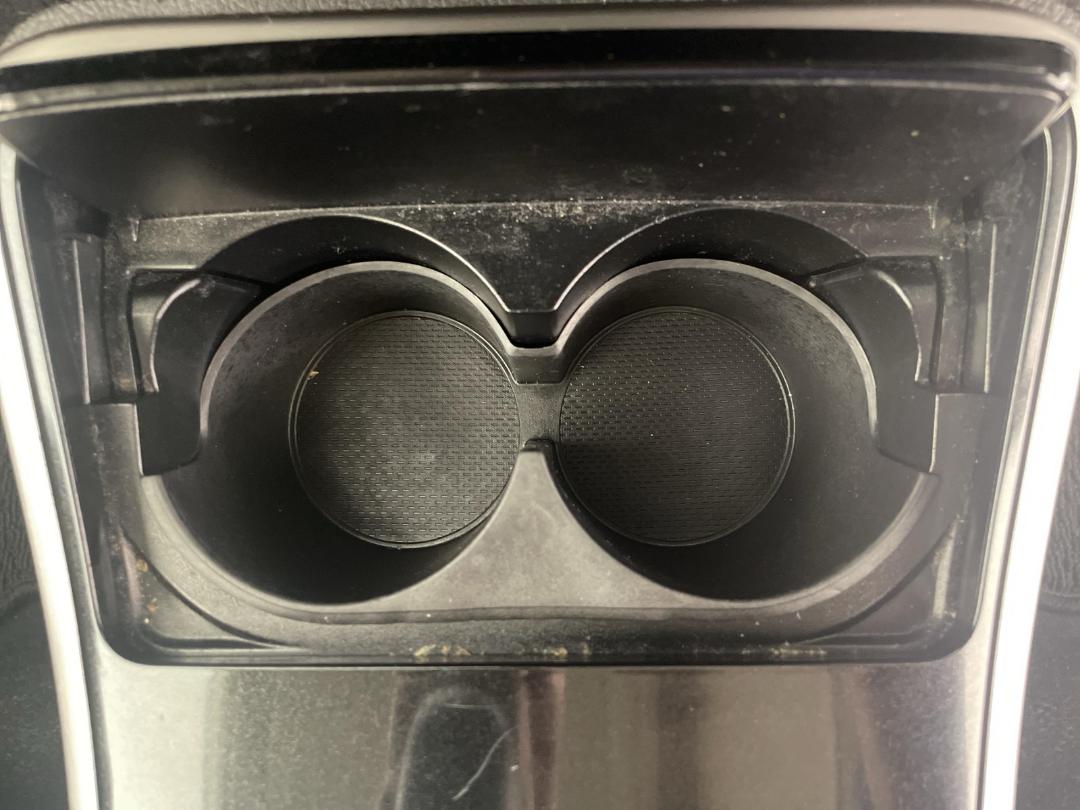 Photo '27' of Mitsubishi Outlander Photo '27' of Mitsubishi Outlander