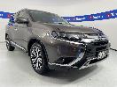 Thumbnail '1' of Mitsubishi Outlander