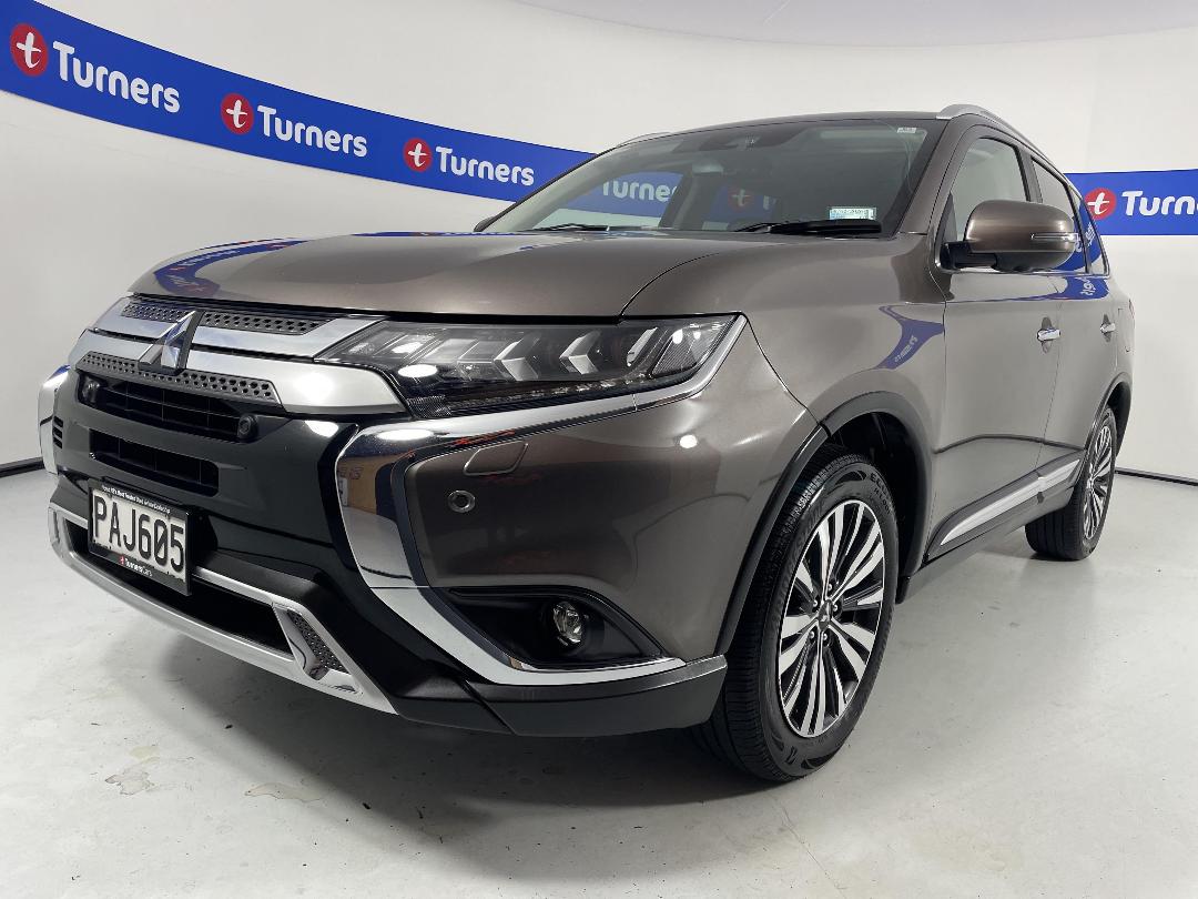 Photo '4' of Mitsubishi Outlander