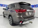 Thumbnail '5' of Mitsubishi Outlander