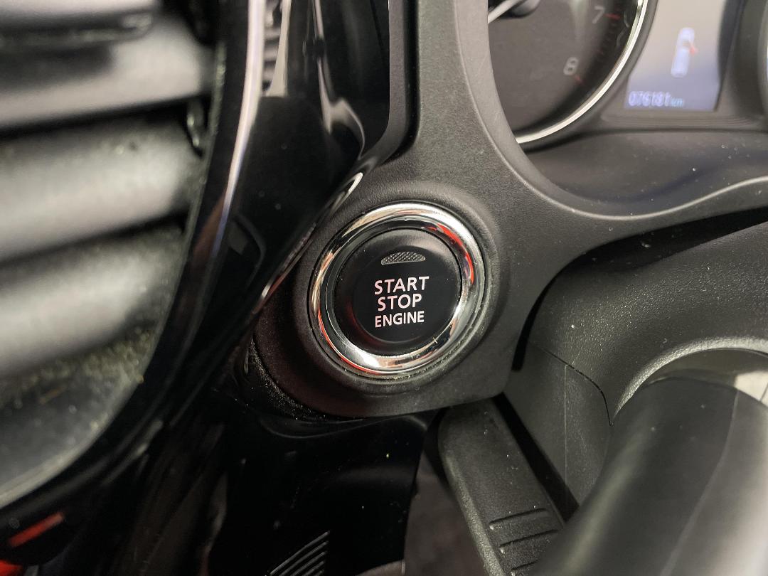 Photo '30' of Mitsubishi Outlander