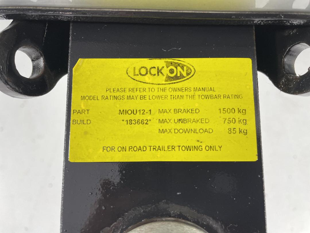 Photo '33' of Mitsubishi Outlander