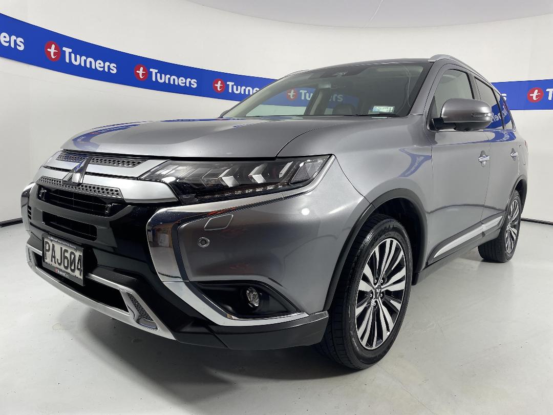 Photo '4' of Mitsubishi Outlander Photo '4' of Mitsubishi Outlander