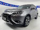 Thumbnail '4' of Mitsubishi Outlander
