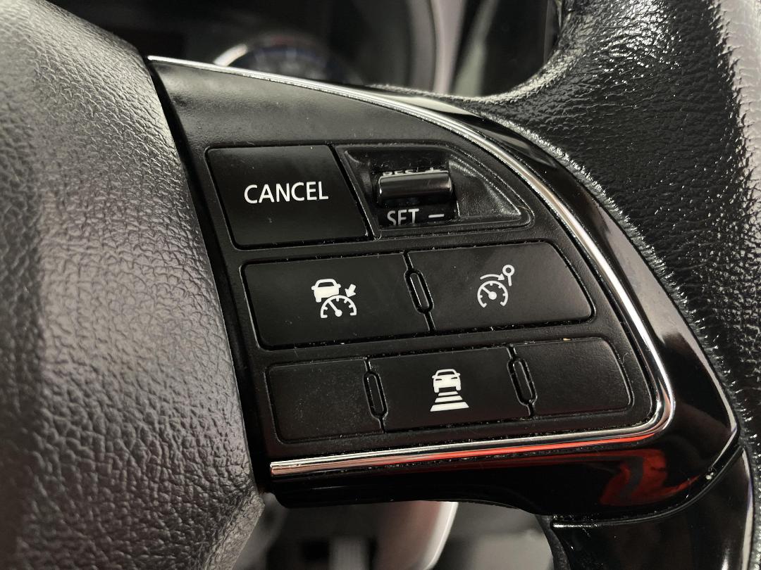 Photo '27' of Mitsubishi Outlander Photo '27' of Mitsubishi Outlander