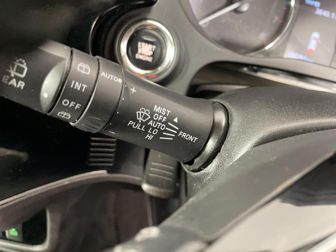 Photo '30' of Mitsubishi Outlander