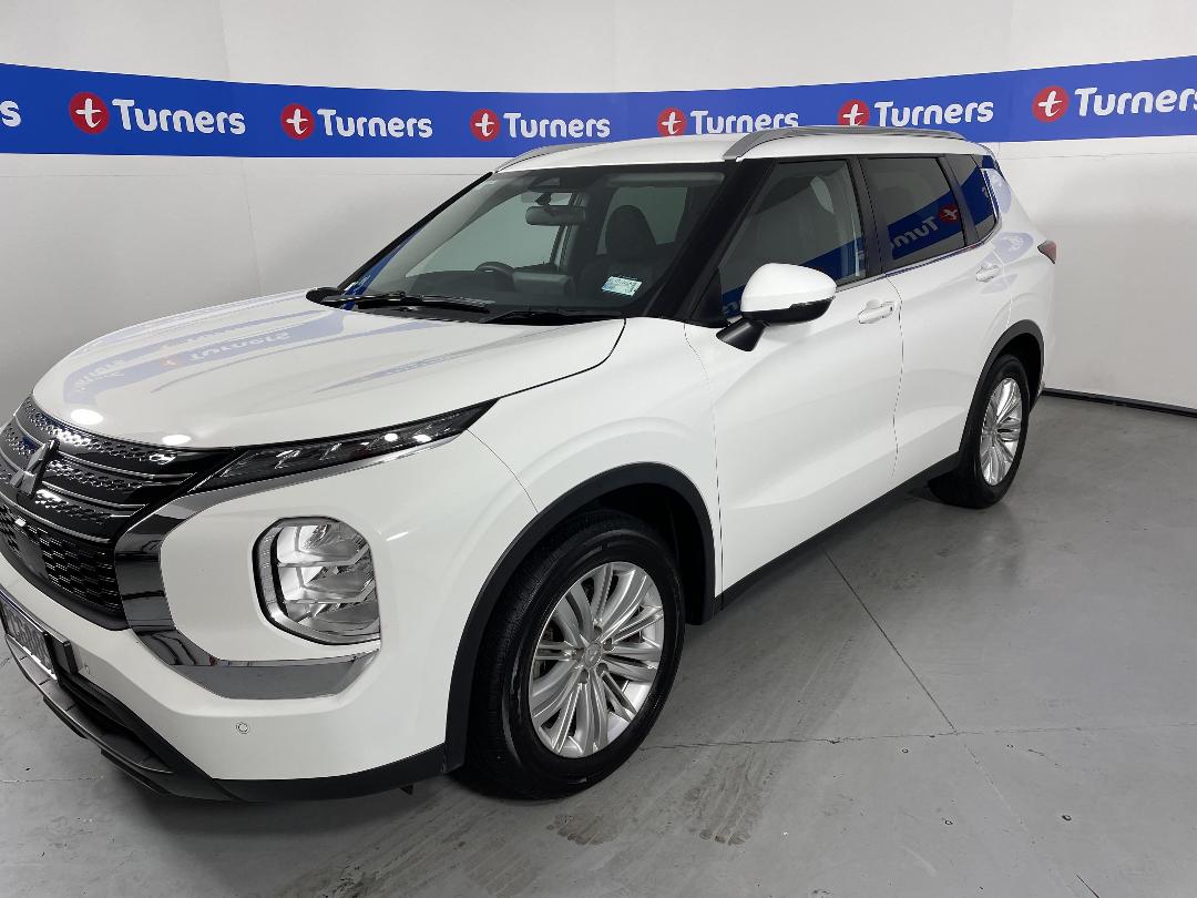 Photo '4' of Mitsubishi Outlander