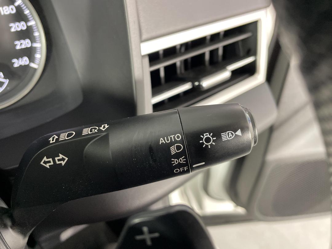 Photo '30' of Mitsubishi Outlander