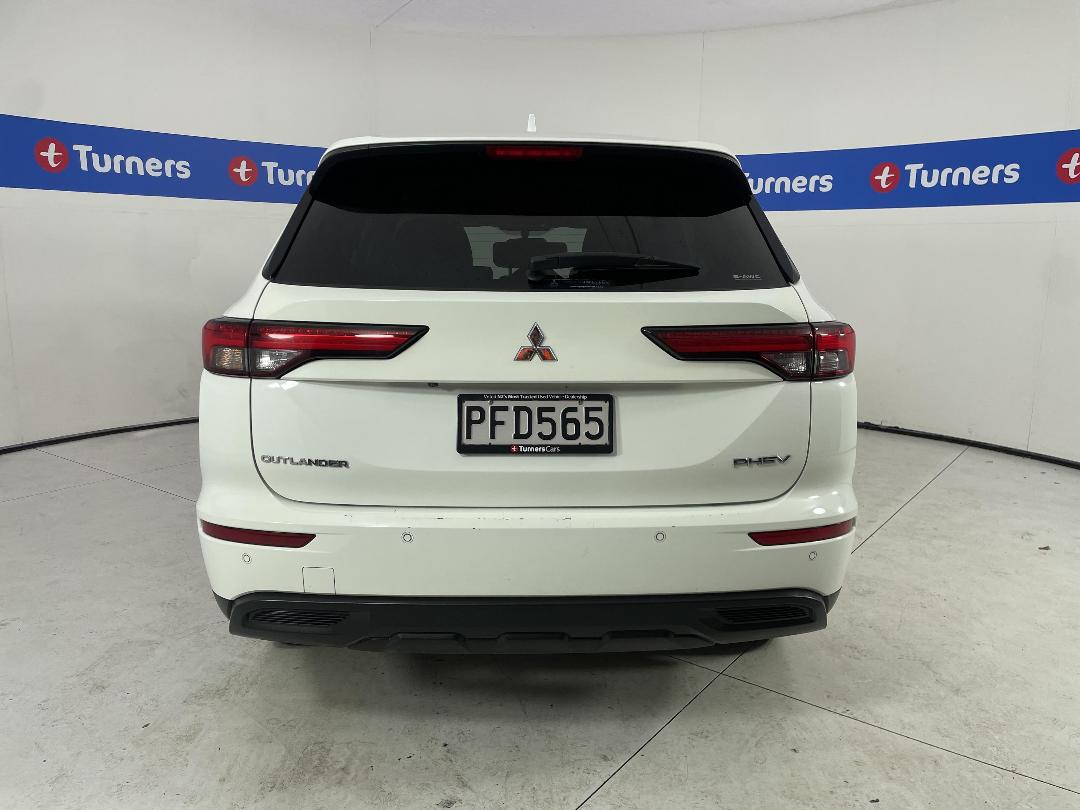 Photo '6' of Mitsubishi Outlander Photo '6' of Mitsubishi Outlander