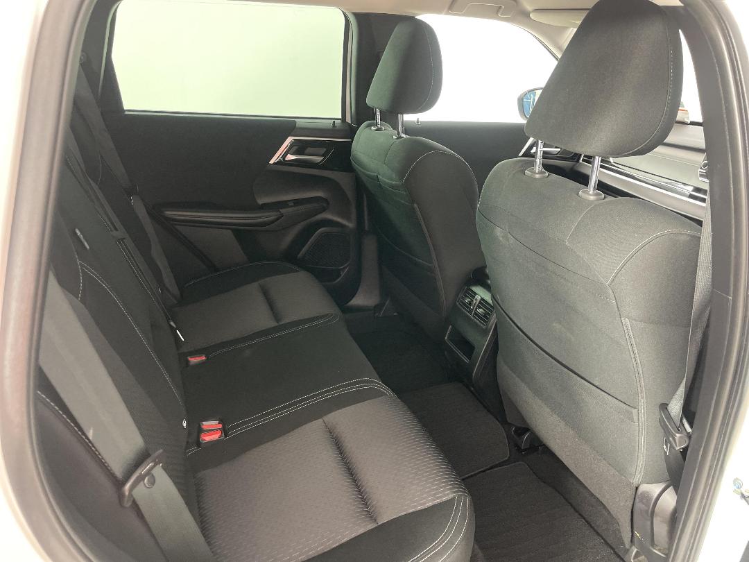 Photo '20' of Mitsubishi Outlander Photo '20' of Mitsubishi Outlander