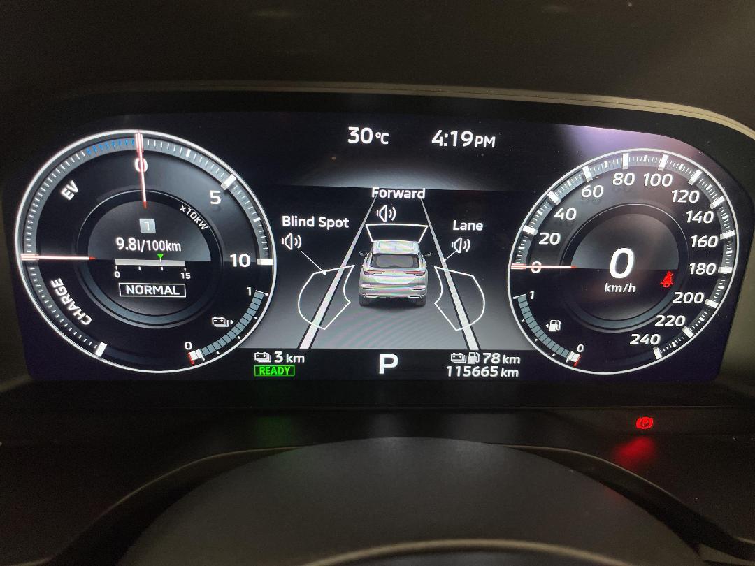 Photo '21' of Mitsubishi Outlander Photo '21' of Mitsubishi Outlander