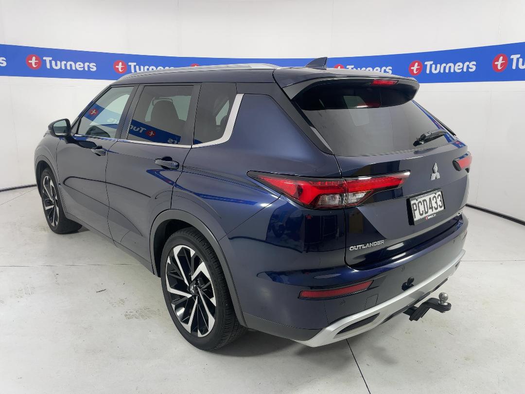 Photo '5' of Mitsubishi Outlander Photo '5' of Mitsubishi Outlander