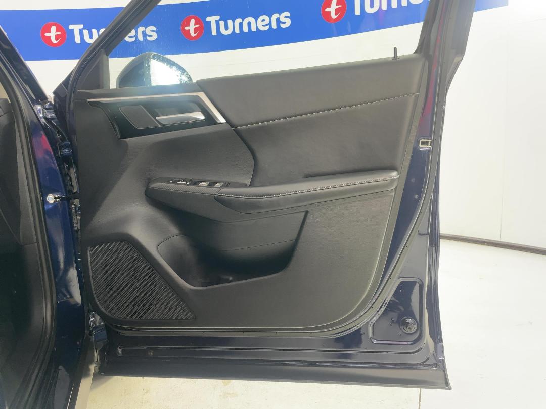 Photo '15' of Mitsubishi Outlander Photo '15' of Mitsubishi Outlander