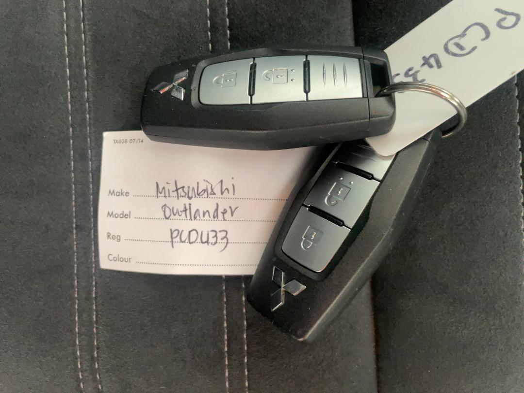 Photo '22' of Mitsubishi Outlander Photo '22' of Mitsubishi Outlander