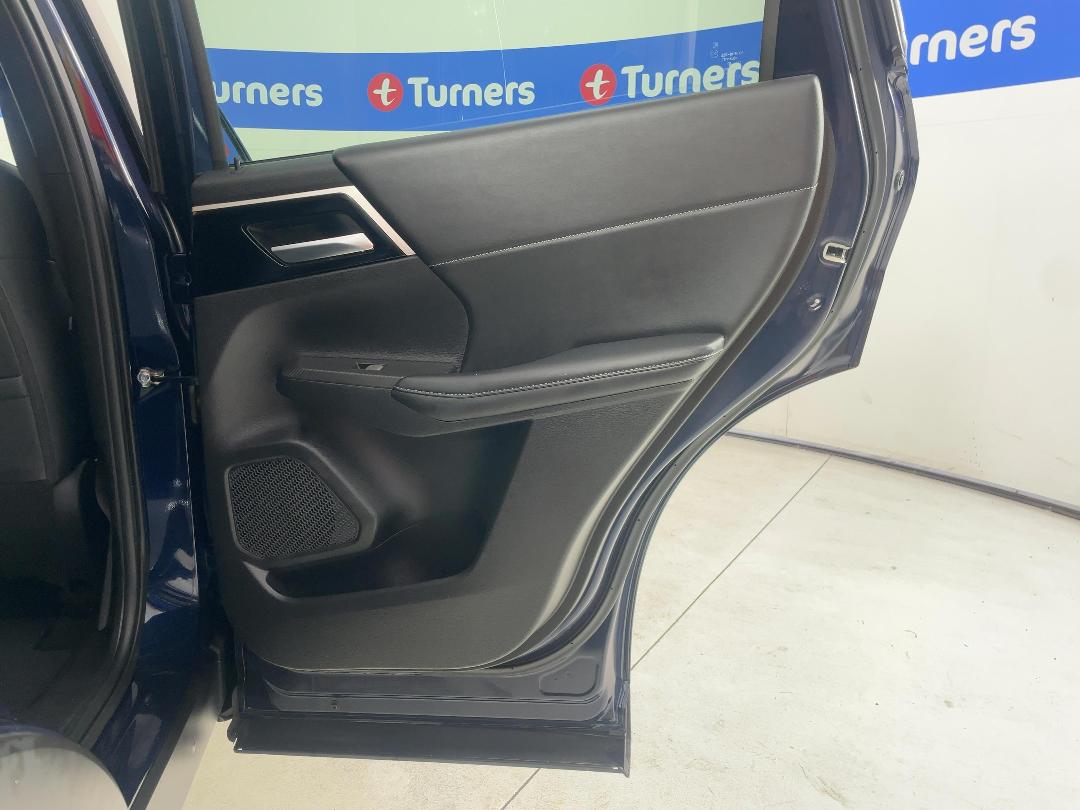 Photo '19' of Mitsubishi Outlander Photo '19' of Mitsubishi Outlander