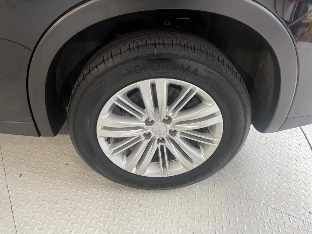 Photo '11' of Mitsubishi Outlander Photo '11' of Mitsubishi Outlander