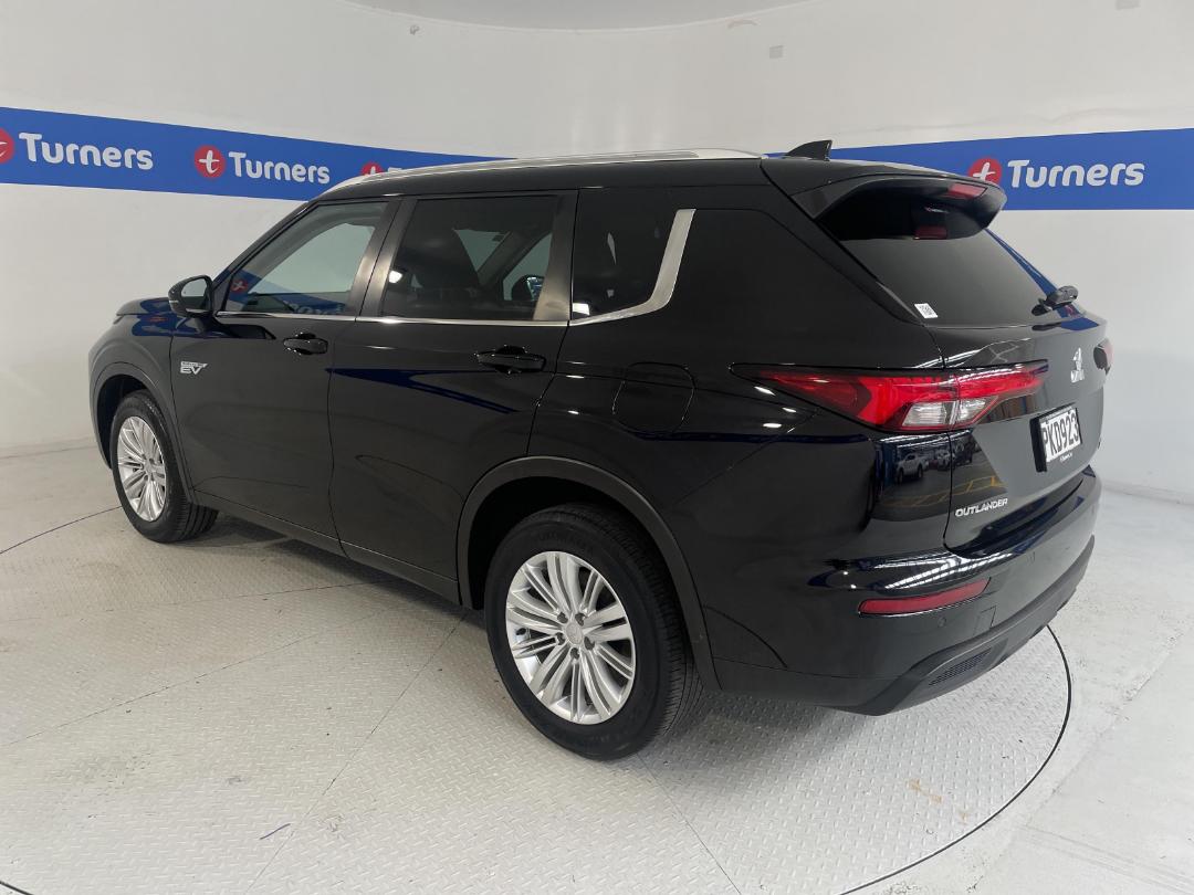 Photo '5' of Mitsubishi Outlander Photo '5' of Mitsubishi Outlander