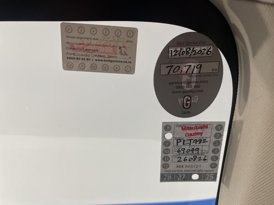 Photo '35' of Mitsubishi Outlander Photo '35' of Mitsubishi Outlander